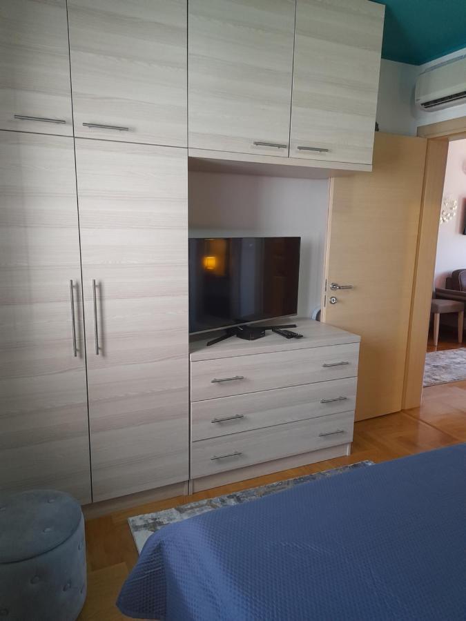 Apartment Capriati With Parking Garage 乌马格 外观 照片